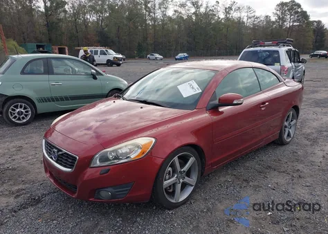 2011 Volvo C70 T5 from USA, damaged, VIN YV1672MC8BJ107388